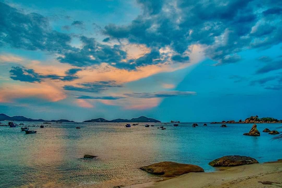 Hotel The Sunrise Anh Tu Cam Ranh Esterno foto