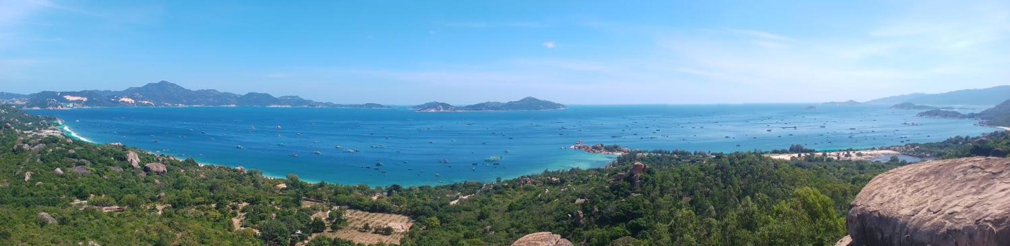 Hotel The Sunrise Anh Tu Cam Ranh Esterno foto