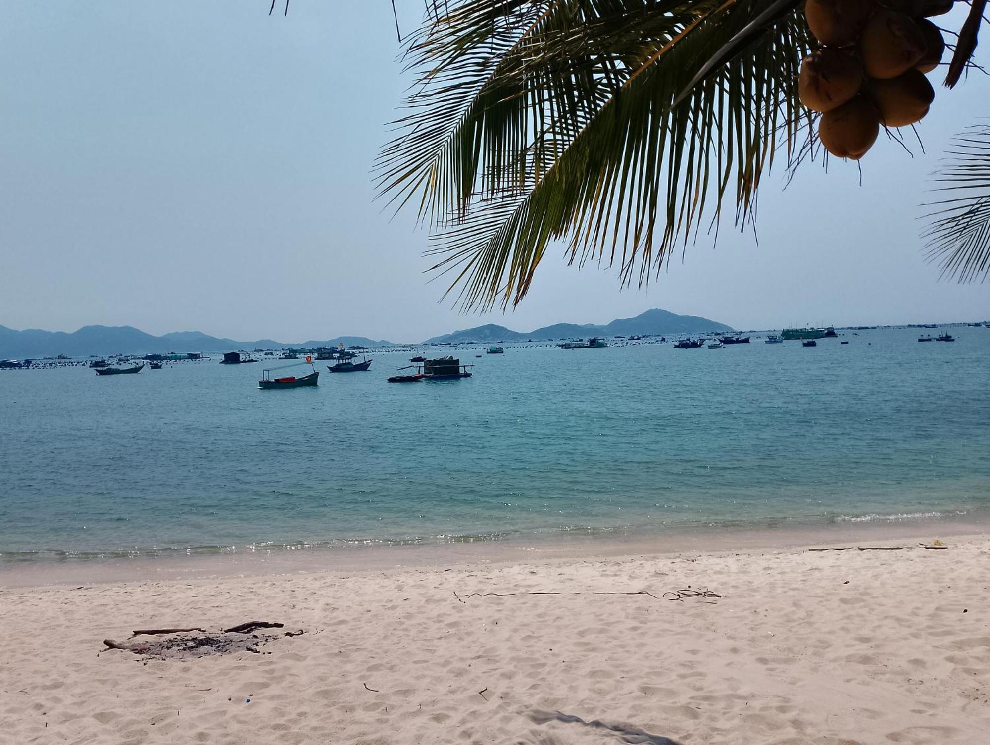 Hotel The Sunrise Anh Tu Cam Ranh Camera foto